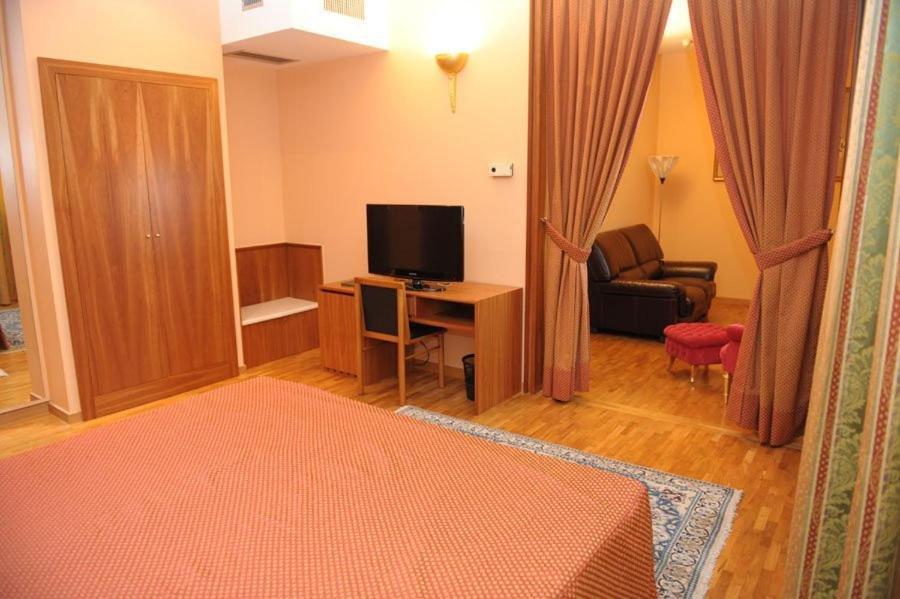 ג'ויה דל קולה Hotel Svevo חדר תמונה