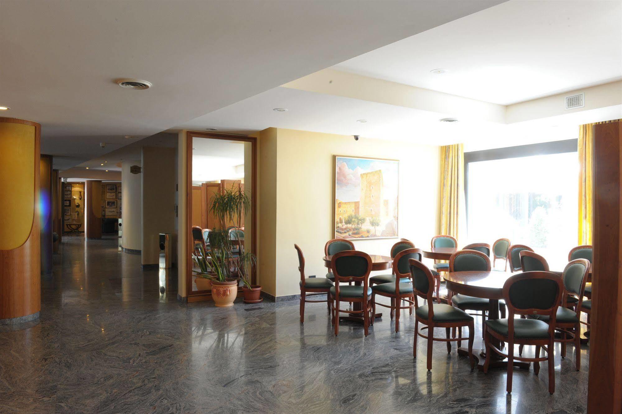 ג'ויה דל קולה Hotel Svevo מראה חיצוני תמונה